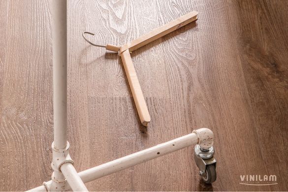 Vinilam click 3,7 mm. / 8172 Дуб Галле